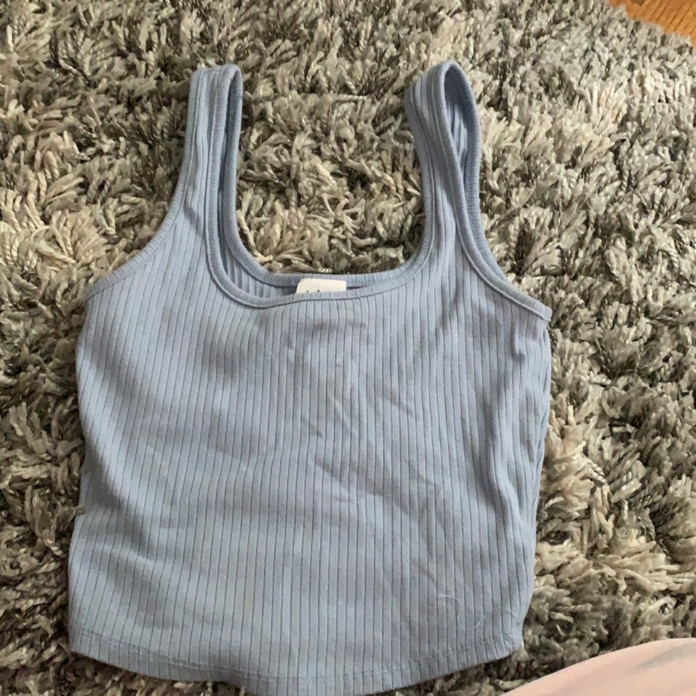 tilly’s blue cropped tank